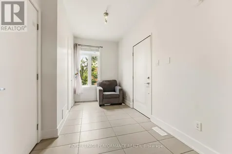 22 Bergeron Private Ottawa ON K1C 0C2