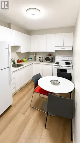 1380 Prince Of Wales Drive Ottawa ON K2C 3N5