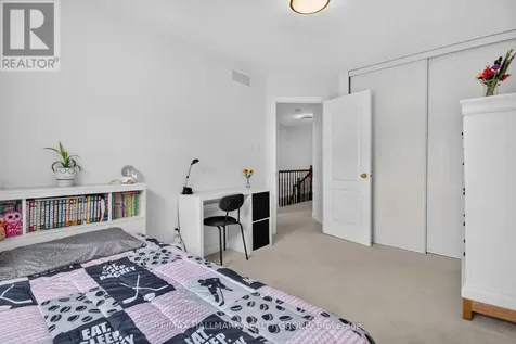 258 Deerfox Drive Ottawa ON K2J 4Z2