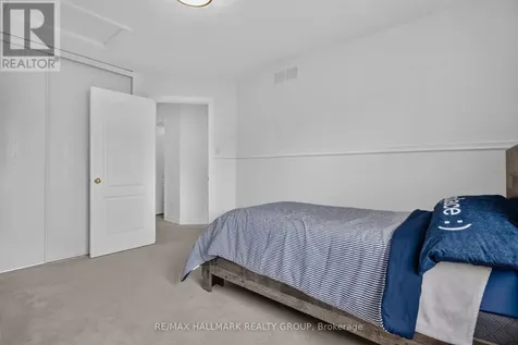 258 Deerfox Drive Ottawa ON K2J 4Z2