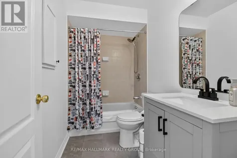 258 Deerfox Drive Ottawa ON K2J 4Z2