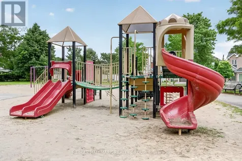 258 Deerfox Drive Ottawa ON K2J 4Z2