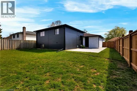 17 Northville Drive Paris ON N3L 3S2