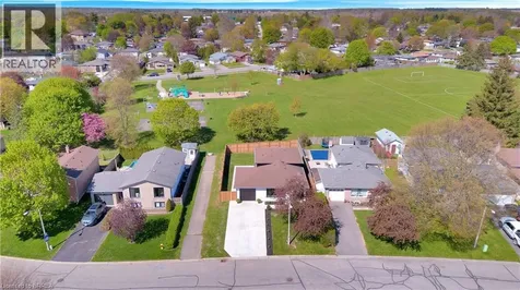 17 Northville Drive Paris ON N3L 3S2