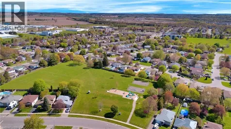 17 Northville Drive Paris ON N3L 3S2