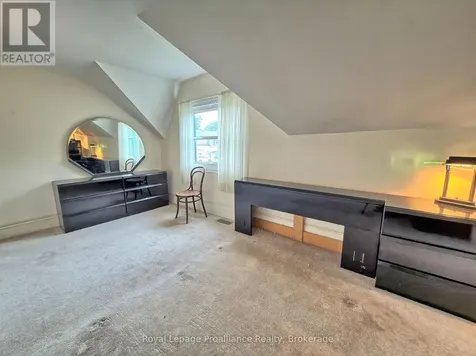 889 Smith Street Brighton ON K0K 1H0