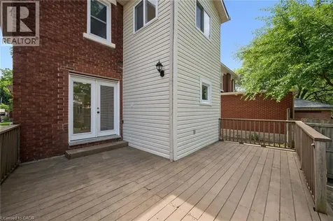 38 Stirling Avenue North Kitchener ON N2H 3G5