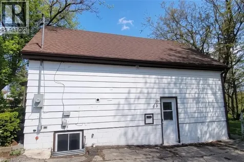 131 Leland Street Hamilton ON L8S 3A3