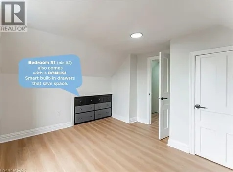 15 Barnesdale Avenue North Hamilton ON L8L 6R4