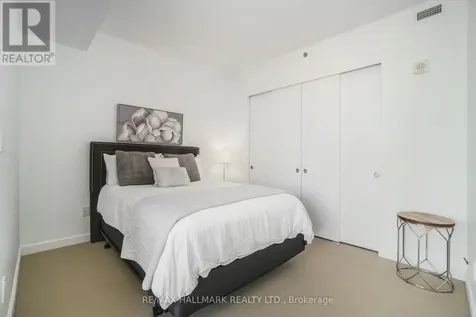 300 Lisgar Street Ottawa ON K2P 0E2