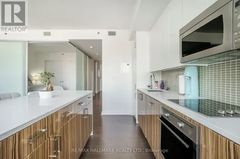 300 Lisgar Street Ottawa ON K2P 0E2