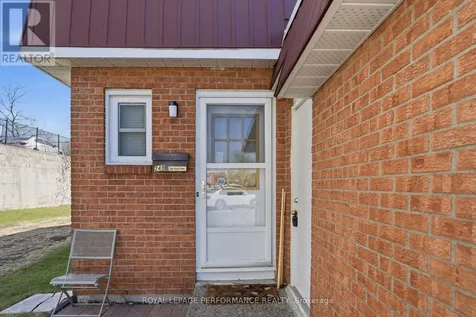 249 Romulus Private Ottawa ON K1K 3Y2