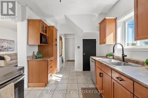 63 Guelph Street Stratford ON N5A 3W7