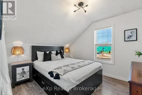 63 Guelph Street Stratford ON N5A 3W7