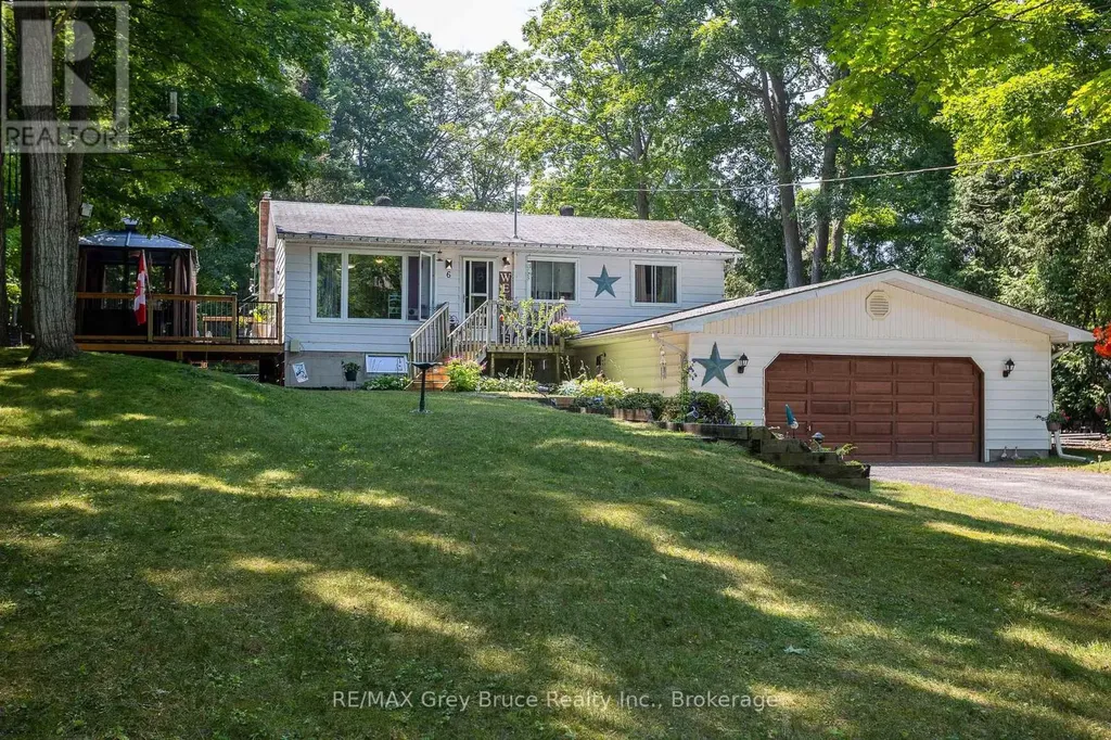 6 Jewel Bridge Road South Bruce Peninsula ON N0H 2G0