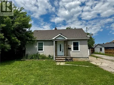 89 Lincoln Avenue St. Catharines ON L2P 2E1
