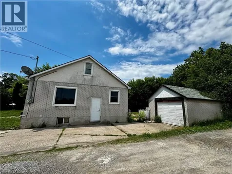 89 Lincoln Avenue St. Catharines ON L2P 2E1