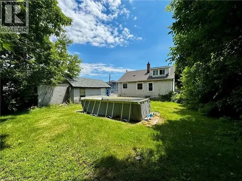 89 Lincoln Avenue St. Catharines ON L2P 2E1