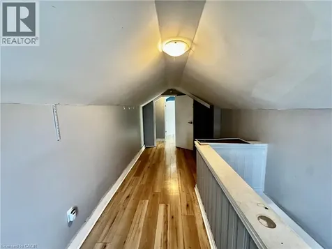 89 Lincoln Avenue St. Catharines ON L2P 2E1