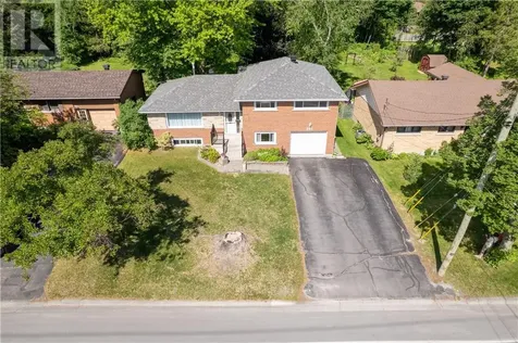 801 Attlee Avenue Sudbury ON P3A 3H5