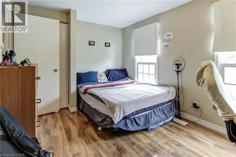 2461 Headon Forest Drive Burlington ON L7M 3L4