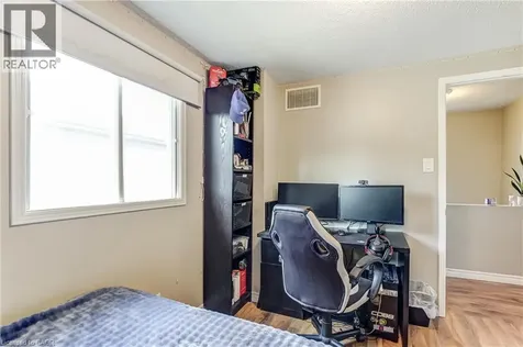 2461 Headon Forest Drive Burlington ON L7M 3L4