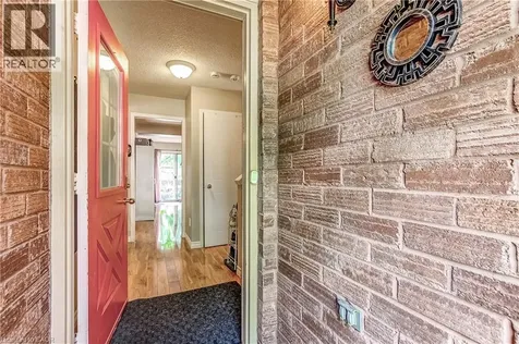 2461 Headon Forest Drive Burlington ON L7M 3L4