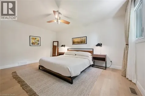15 Wildwood Place Waterloo ON N2L 4B2