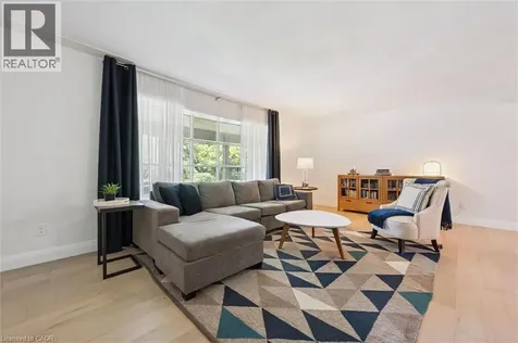 15 Wildwood Place Waterloo ON N2L 4B2