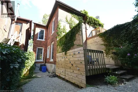 132 Grant Avenue Hamilton ON L8N 2X7