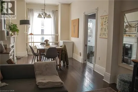 132 Grant Avenue Hamilton ON L8N 2X7
