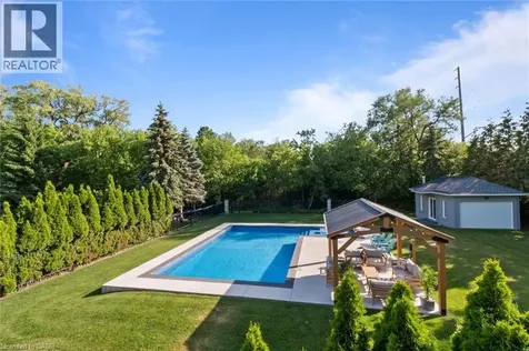1648 Crediton Parkway Mississauga ON L5G 3X3