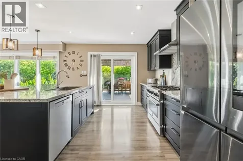 1648 Crediton Parkway Mississauga ON L5G 3X3