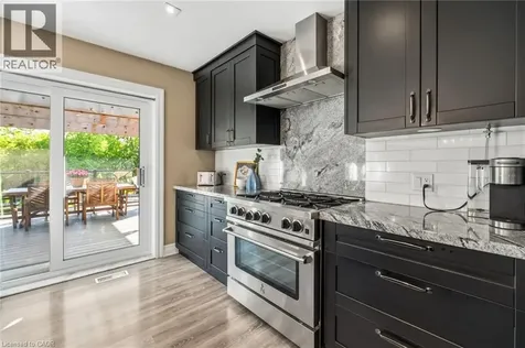 1648 Crediton Parkway Mississauga ON L5G 3X3