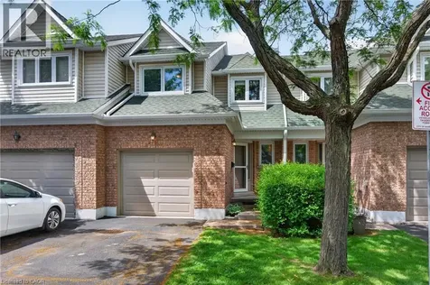 2215 Cleaver Avenue Burlington ON L7M 4C5