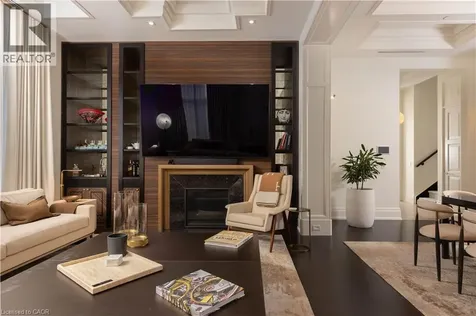 300 Randall Street Oakville ON L6J 0G2