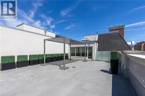 300 Randall Street Oakville ON L6J 0G2
