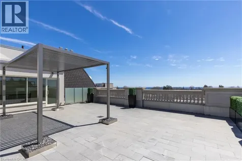 300 Randall Street Oakville ON L6J 0G2