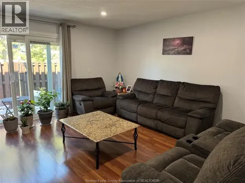 3093 Meadowbrook Lane Windsor ON N8T 3C5