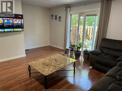 3093 Meadowbrook Lane Windsor ON N8T 3C5