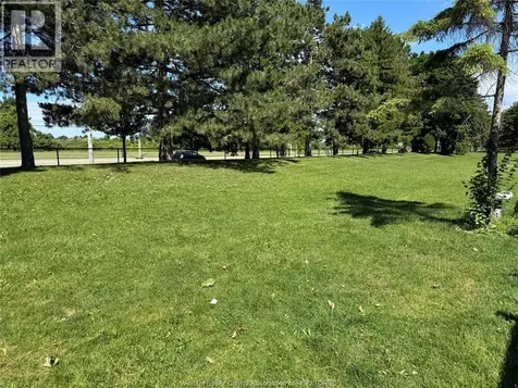 3093 Meadowbrook Lane Windsor ON N8T 3C5