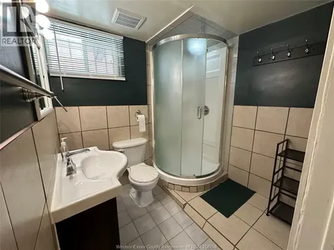 849 Dougall Avenue Windsor ON N9A 4R3