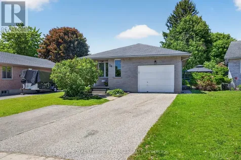 24 Farmington Avenue Aylmer ON N5H 3E4