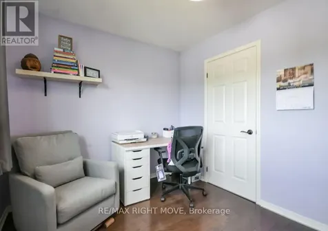 142 Julia Crescent Orillia ON L3V 7X4