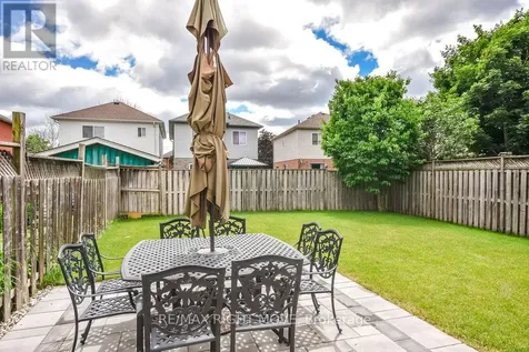 142 Julia Crescent Orillia ON L3V 7X4