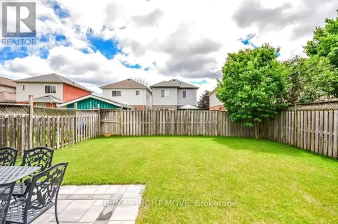 142 Julia Crescent Orillia ON L3V 7X4