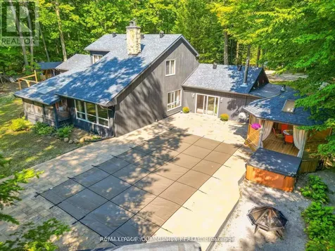 527 Big Bay Point Road Innisfil ON L9S 2N4