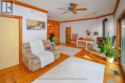 527 Big Bay Point Road Innisfil ON L9S 2N4