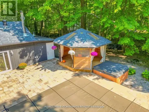 527 Big Bay Point Road Innisfil ON L9S 2N4