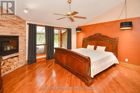 527 Big Bay Point Road Innisfil ON L9S 2N4